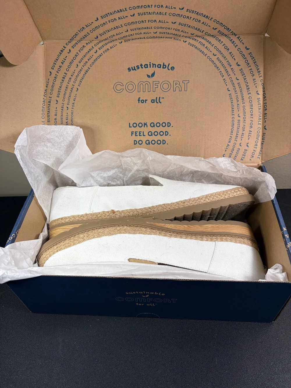 Dr. Scholls lightweight white